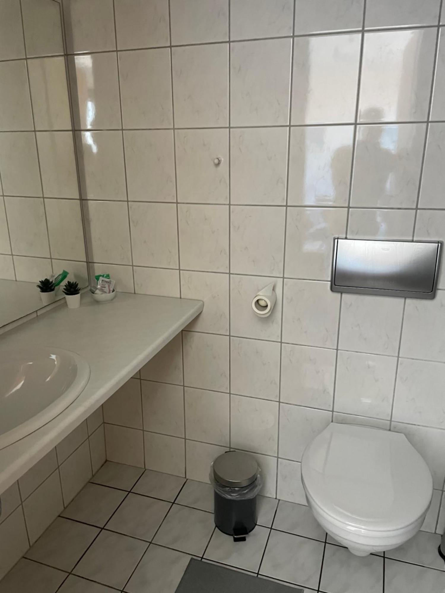 Bistro-Zur-Quelle Hotell Minden  Exteriör bild